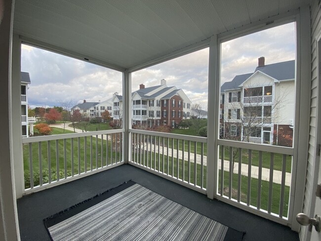 Building Photo - 958 W Summerfield Gln Cir