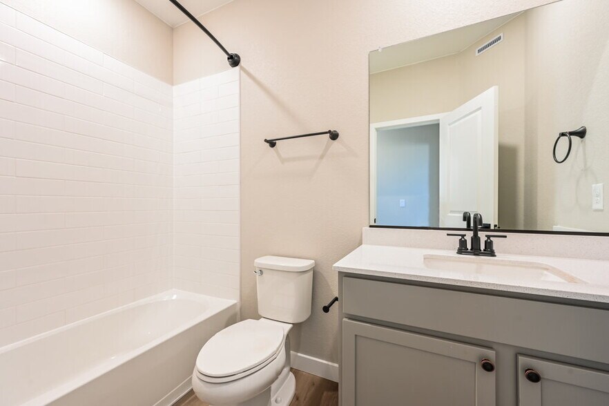 Building Photo - 9482 Yampa Ct