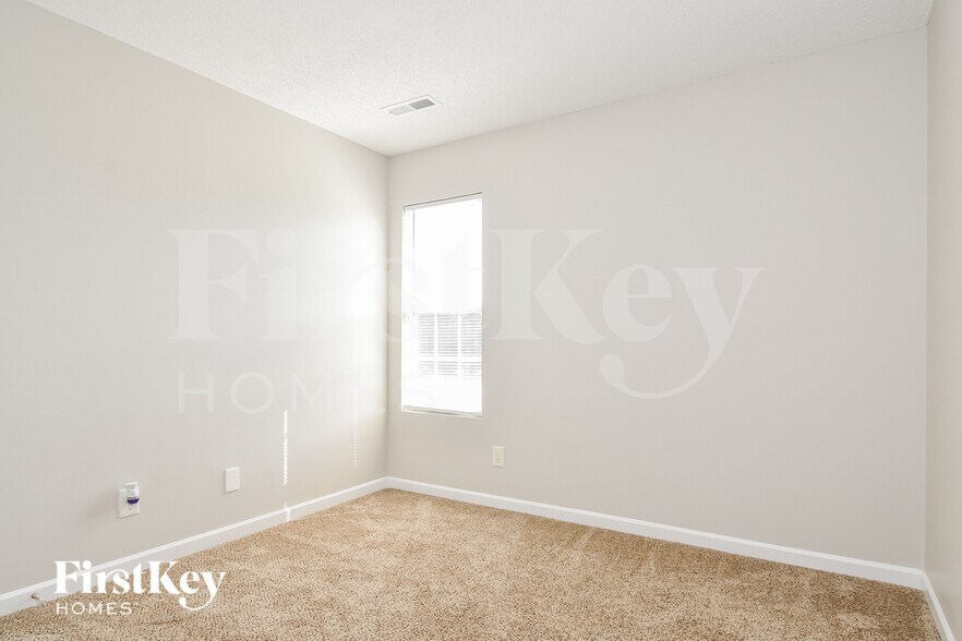 Building Photo - 3978 Park Springs Dr