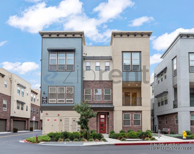 Building Photo - 1752 Hazelnut Ln