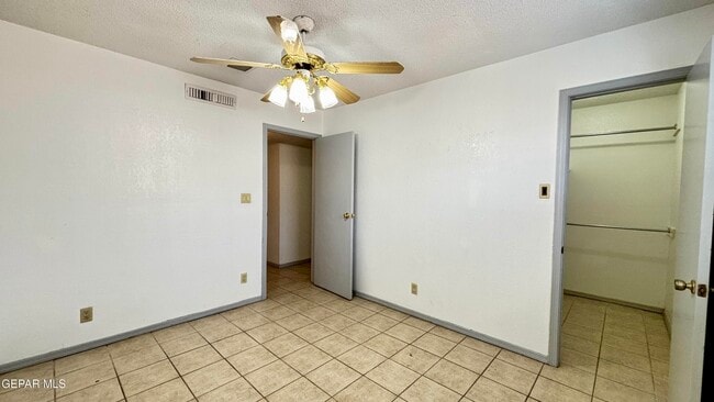 Building Photo - 4705 Frankfort Ave