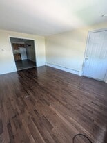 Building Photo - 641 Newhall St