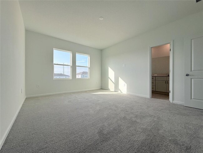 Building Photo - 388 Sol Vis Dr