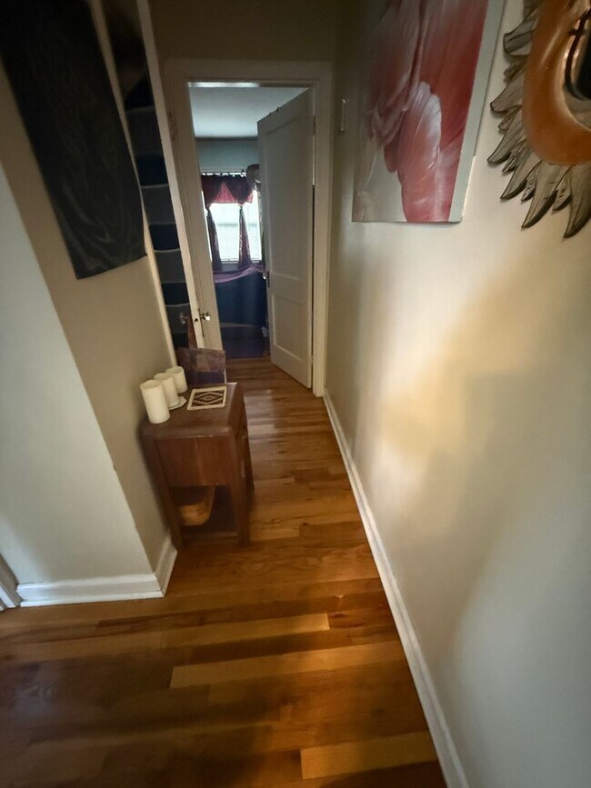 Building Photo - Charming N. Portland Apartment located in the Piedmont Neighborhood!