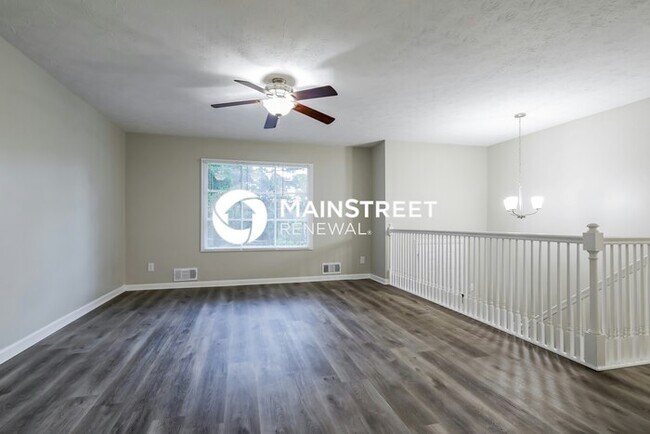 Building Photo - 4 Bedroom Pet-Friendly Home in LITHONIA, GA with Main Street Renewal