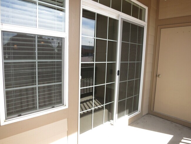 Building Photo - Condo with Mountain Views & Prime Location Near Powers Corridor!!