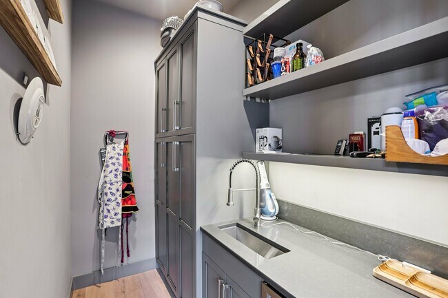 Building Photo - 9454 Turnstone Ln