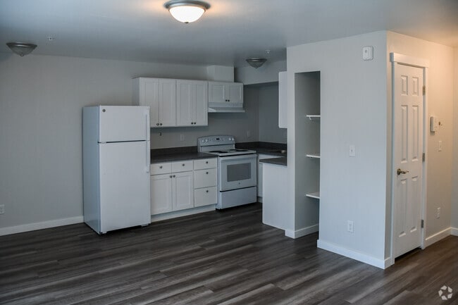 Building Photo - Greentree