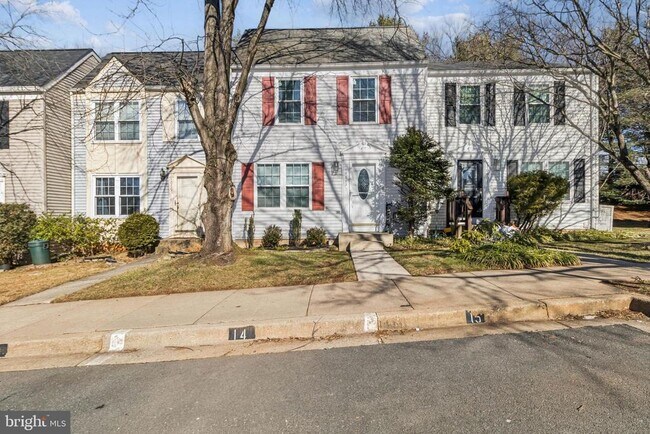 Building Photo - 10603 Tuppence Ct