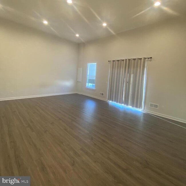 Building Photo - 24083 Gumspring Kiln Terrace