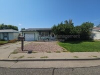 Building Photo - 707 Lee Dr