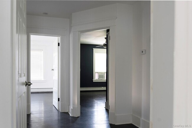 Building Photo - 17 Washington Ave