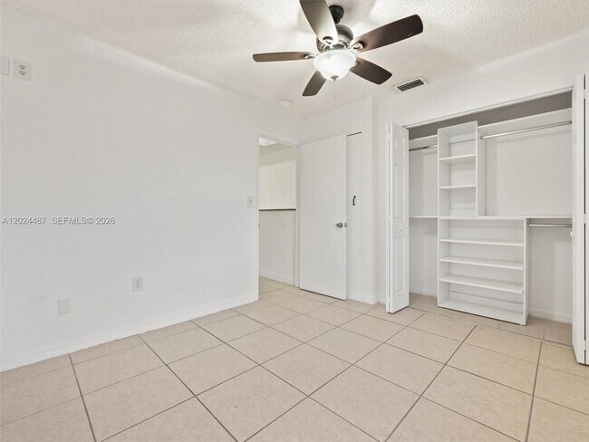 Building Photo - 5437 W 21st Ave