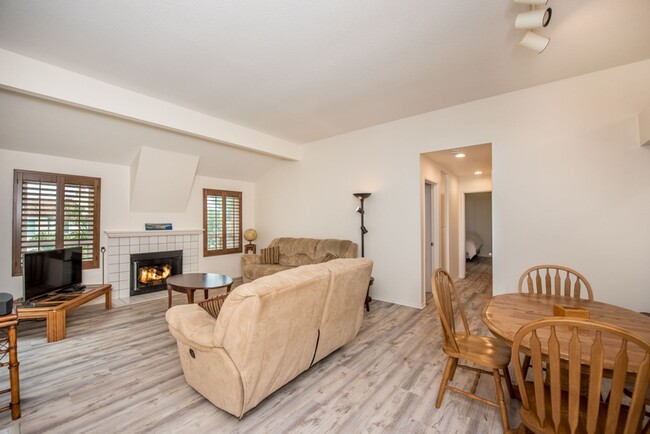 Building Photo - Corsica Villas: Upper 2 Bedroom 1 Bath Condo