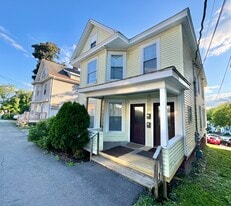 Building Photo - 66 Center St