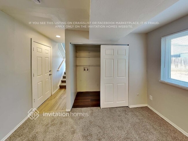 Building Photo - 1827 S Genoa St