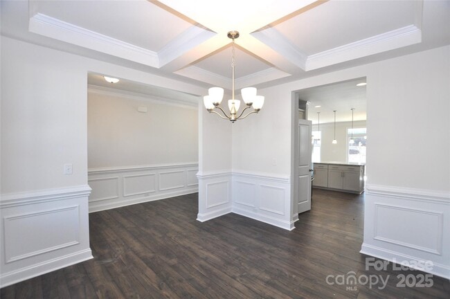 Building Photo - 8007 Oakmere Rd