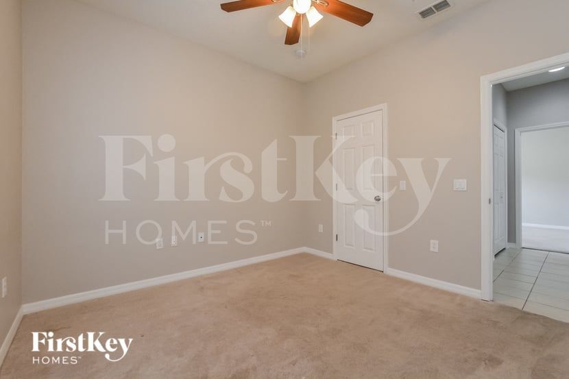 Building Photo - 1341 Banbridge Drive