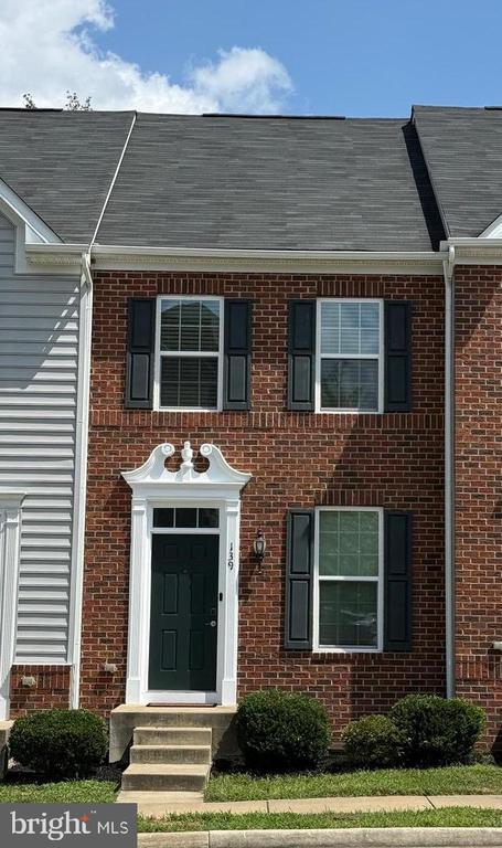 Building Photo - 139 Streamview Dr