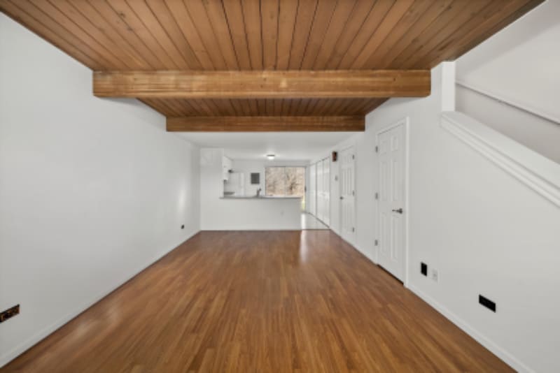 Building Photo - 430 Normandie Ln