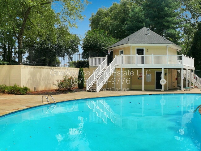 Building Photo - 1410 Augusta Dr