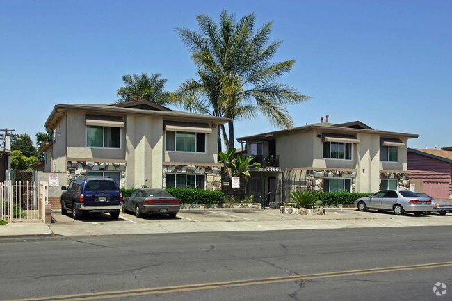 Building Photo - Talmadge Area Apartments