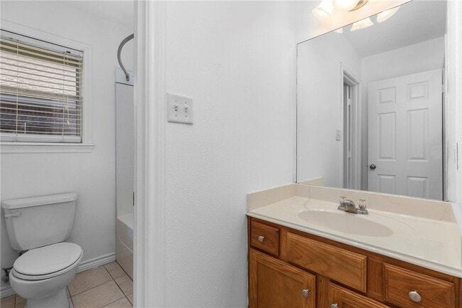 Building Photo - 3511 Farah Dr