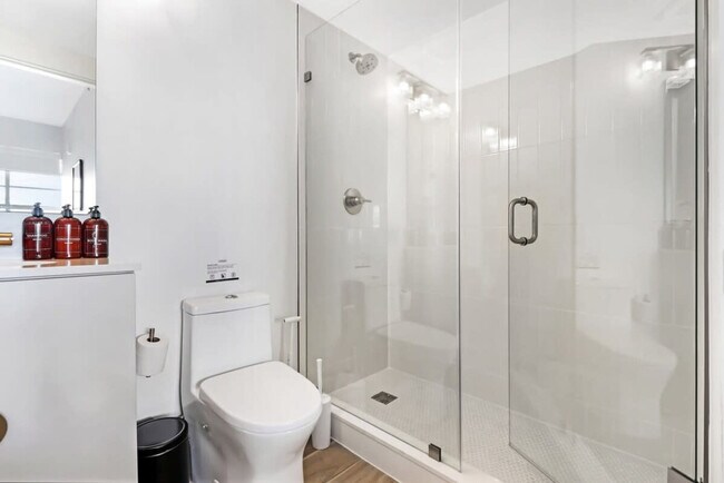 Building Photo - 4025 Indian Creek Dr