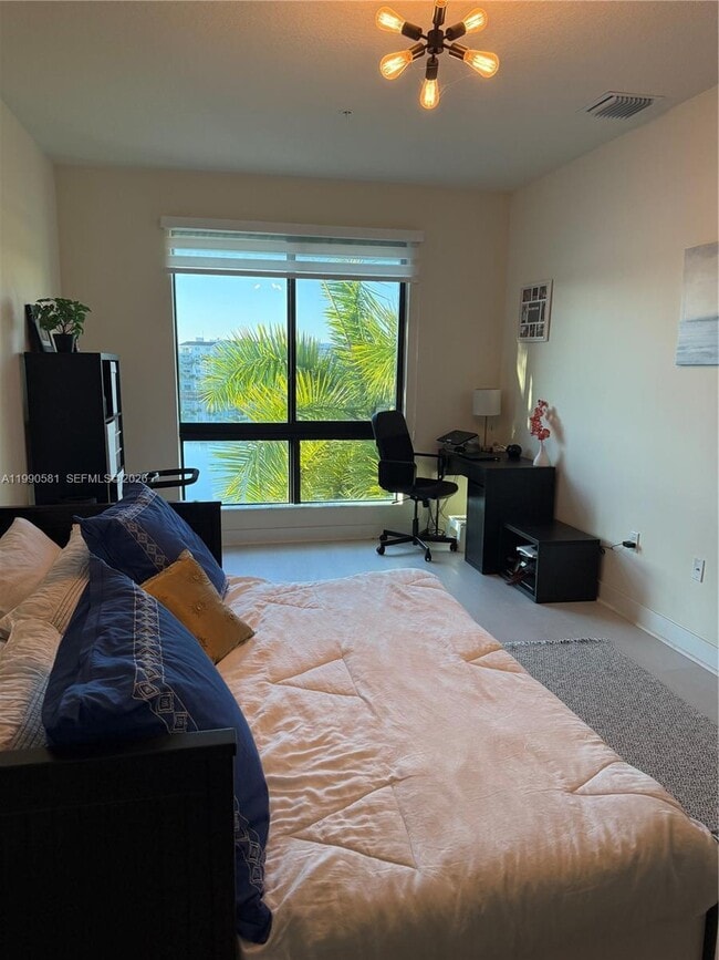 Building Photo - 4725 NW 85th Ave