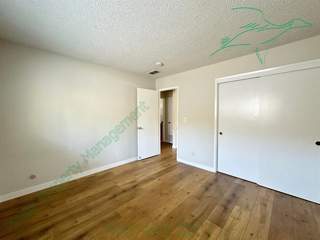 Building Photo - 978 Westlynn Way