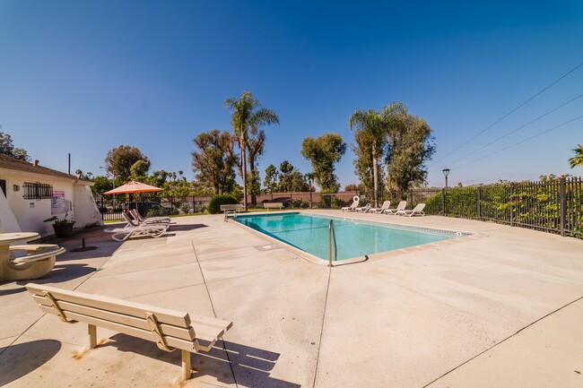 Building Photo - 4154 Baycliff Way