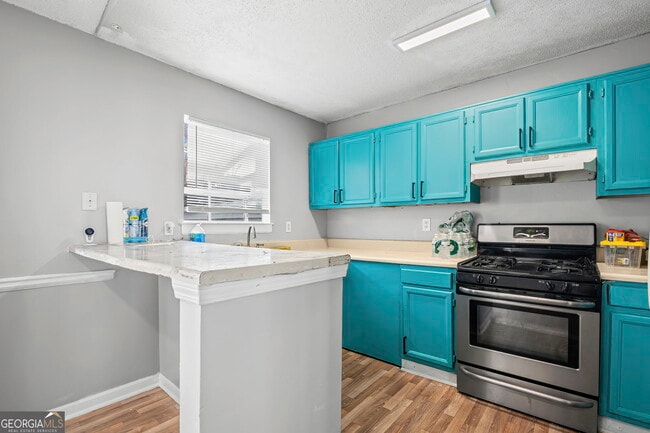 Building Photo - 5626 Pine Gate Dr