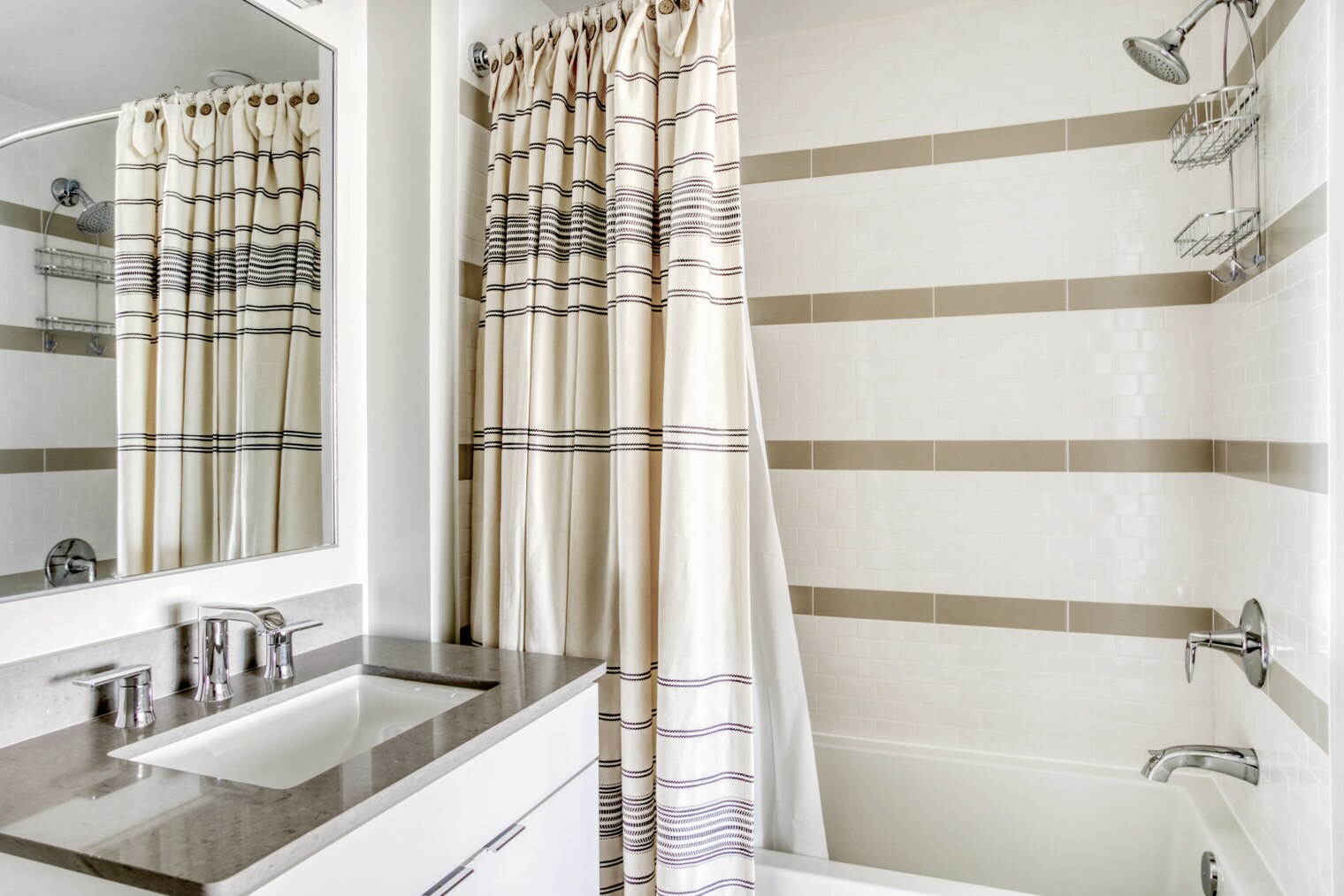 Building Photo - 2210 Wisconsin Ave NW