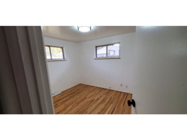 Building Photo - 6113 Holland St