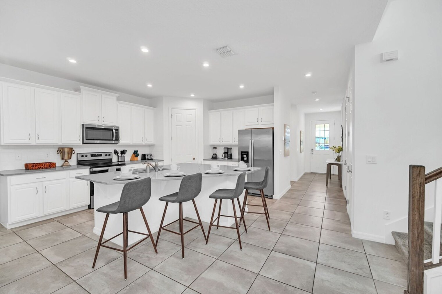 Building Photo - 8939 Amelia Downs Trail