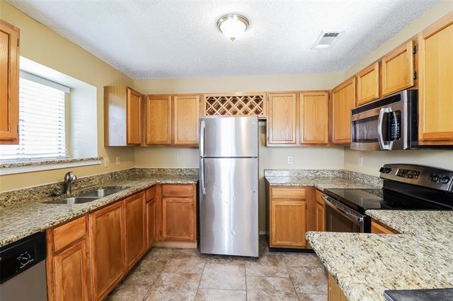 Building Photo - 911 Turner Ct