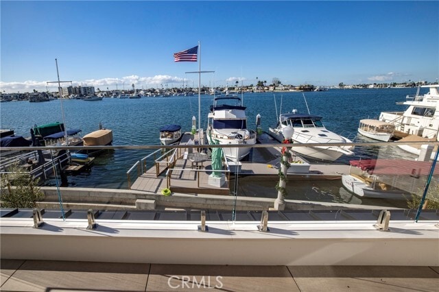 Building Photo - 130 S Bay Front