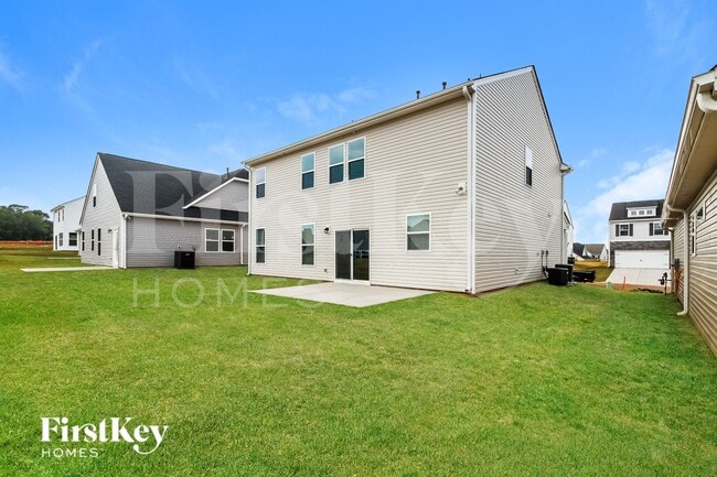 Building Photo - 3 Ramblehurst Rd