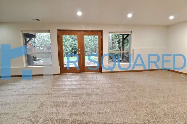 Building Photo - 307 Slater St