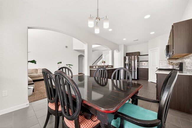 Building Photo - 6803 Alamitos Ct