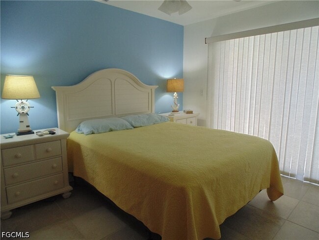 Building Photo - 4011 SW 2nd Ave