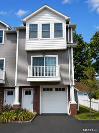 Building Photo - 25 Naubuc Ave