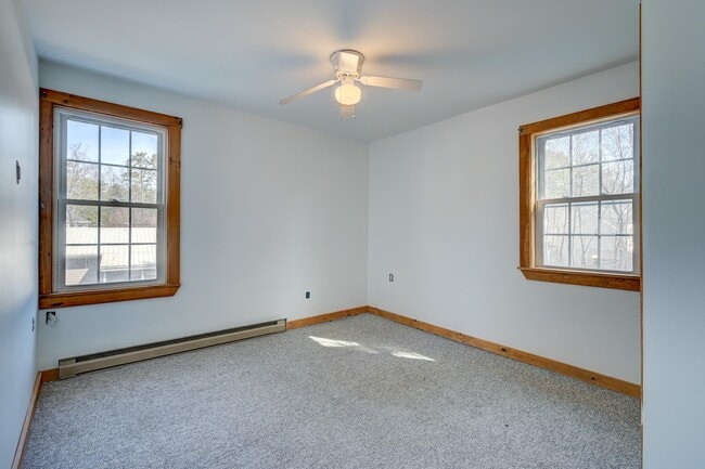 Building Photo - 99 Pine St