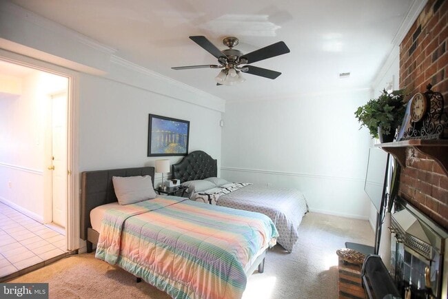 Building Photo - 746 S Granada St