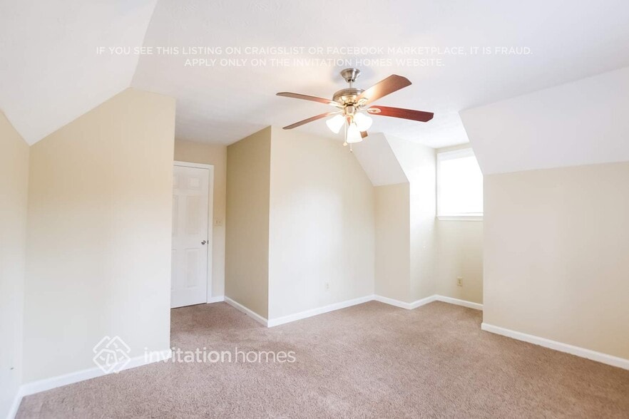 Building Photo - 40 Oak Landing Ln