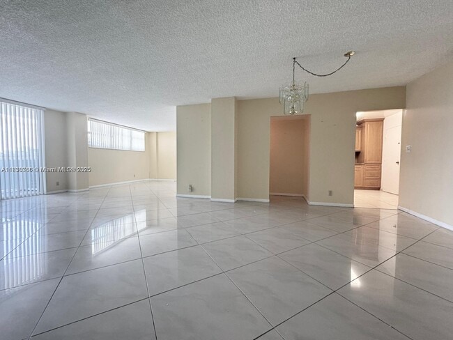 Building Photo - 3800 S Ocean Dr