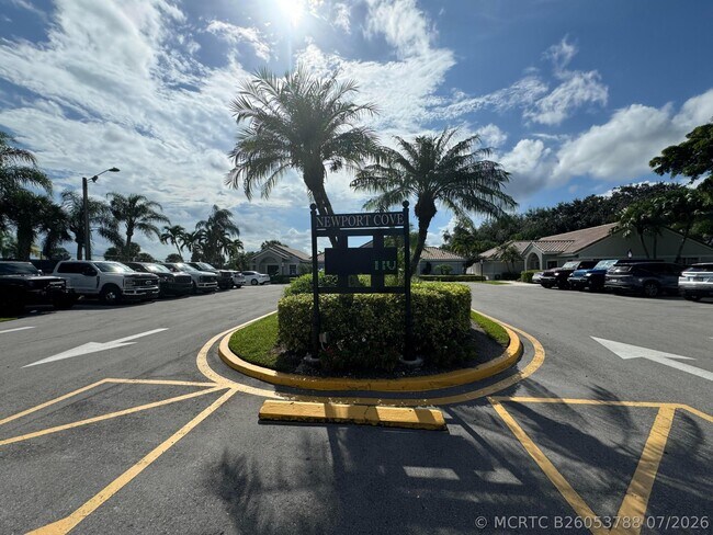 Building Photo - 7620 Stirling Bridge Blvd N