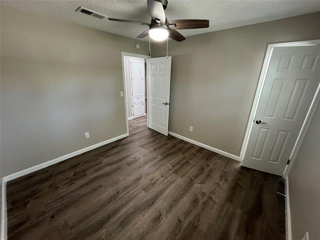 Building Photo - 12508 Meadowcrest Ln