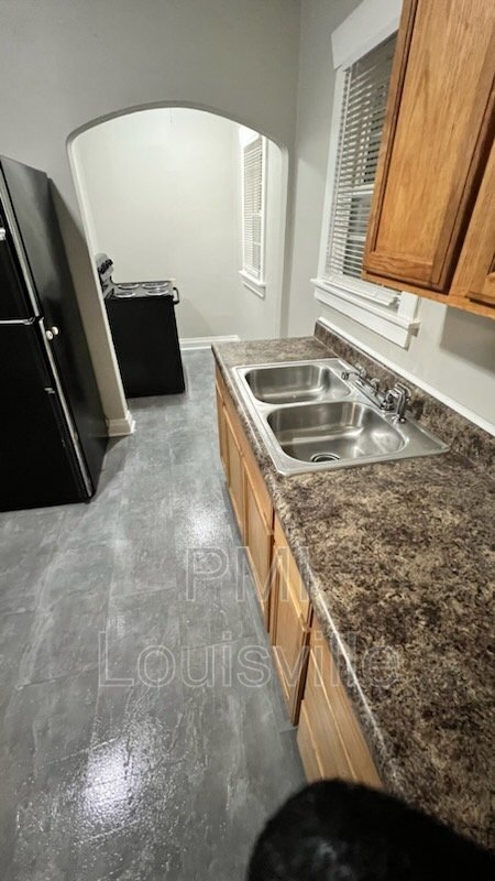 Building Photo - 1522 Clara Ave