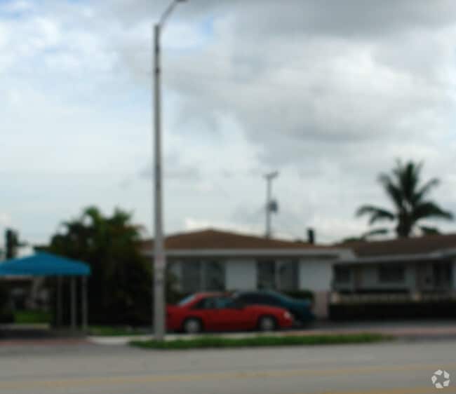 Building Photo - Saba Apartments
